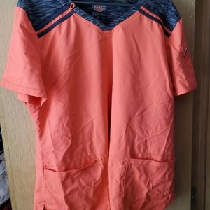 Dickies scrub top XL